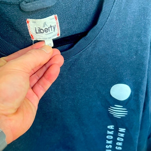 Liberty Clothing Muskoka Grown Hemp Crew Neck Sweater, L, Navy Blue, Sustainable - Picture 2 of 5